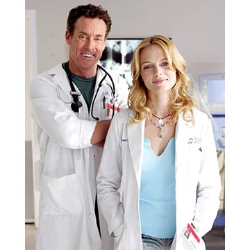 HEATHER-GRAHAM-AUTOGRAPH-PHOTO