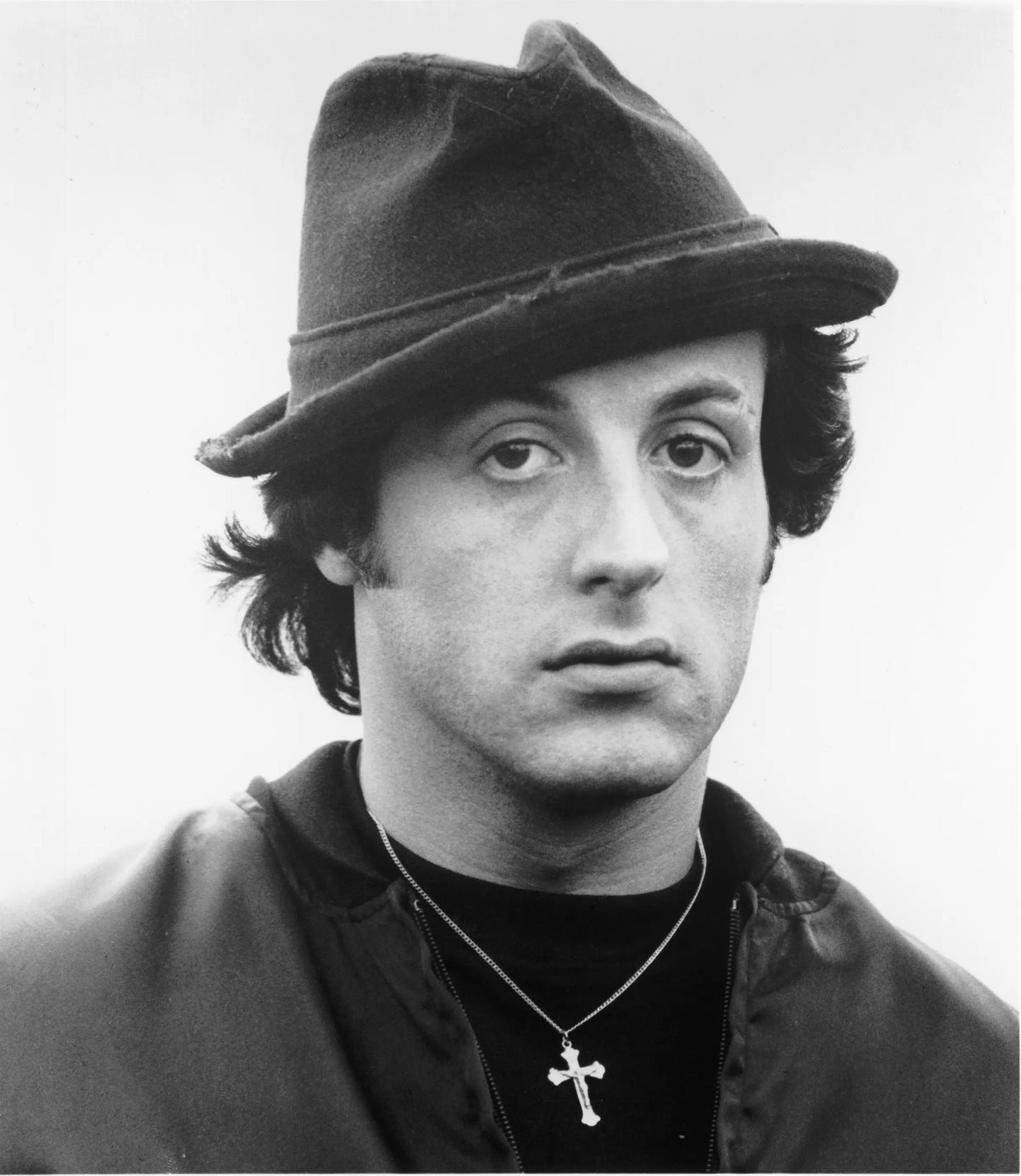 SYLVESTER-STALLONE-AUTOGRAPH-PHOTO