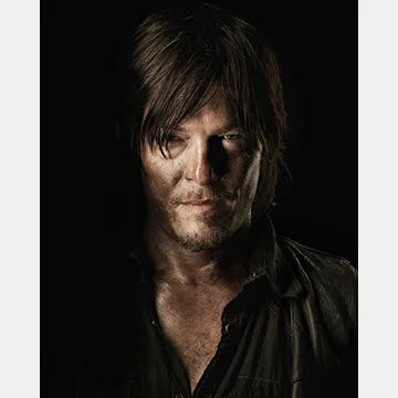 NORMAN-REEDUS-AUTOGRAPH-PHOTO