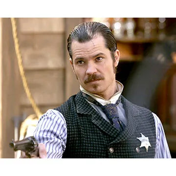 TIMOTHY-OLYPHANT-AUTOGRAPH-PHOTO