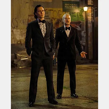 TOM-HIDDLESTON-AUTOGRAPH-PHOTO