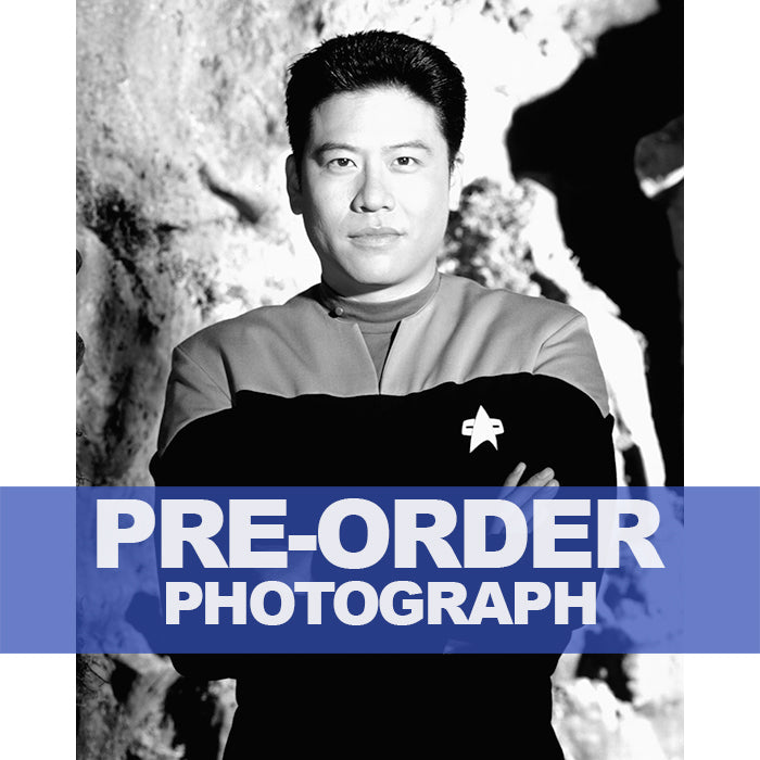 GARRETT-WANG-AUTOGRAPH-PHOTO