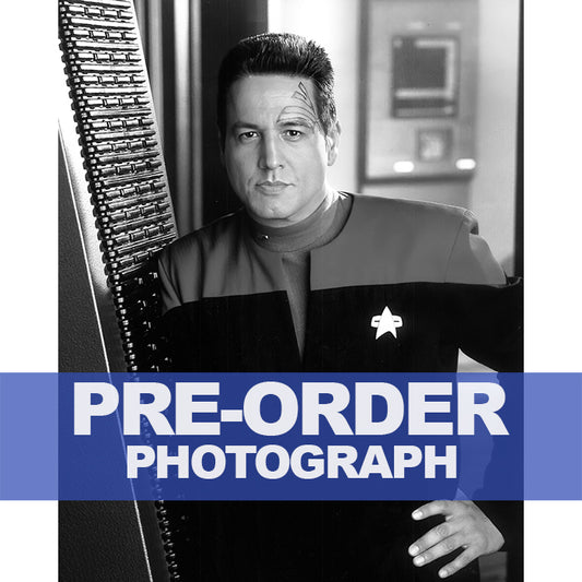 ROBERT-BELTRAN-AUTOGRAPH-PHOTO